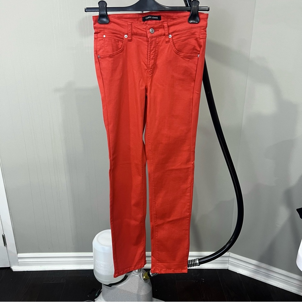 Cambio Jeans 4- Straight Leg Red Jeans, stretch and soft. New Condition